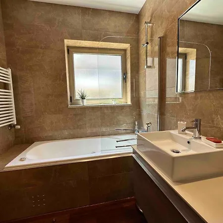 Canidelo Modern * Βίλα Νόβα ντε Γκάια